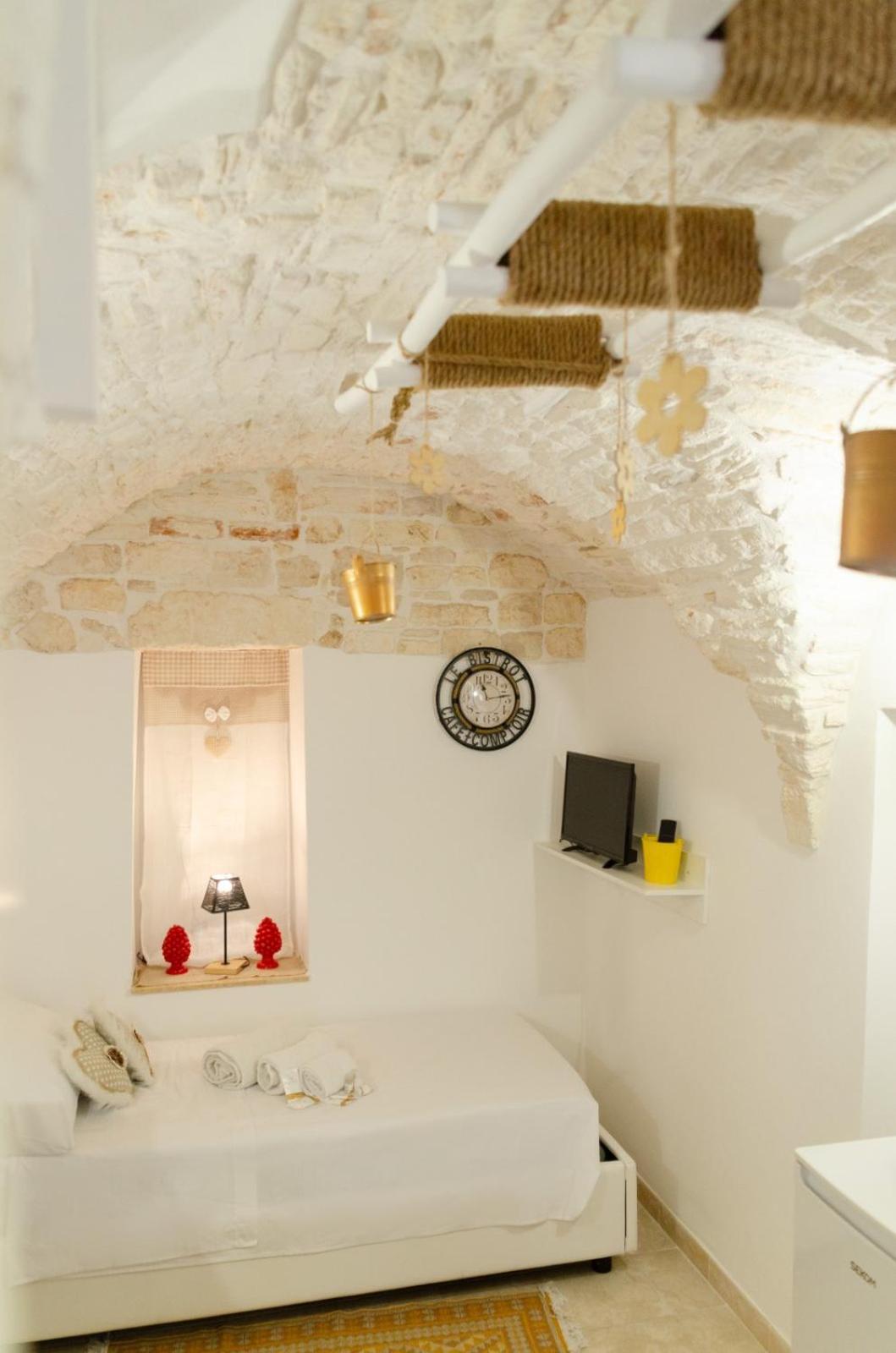 Al Bianco Nido White Stone Apt In Martina Franca Buitenkant foto